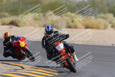 media/Oct-08-2022-SoCal Trackdays (Sat) [[1fc3beec89]]/Turn 10 (945am)/